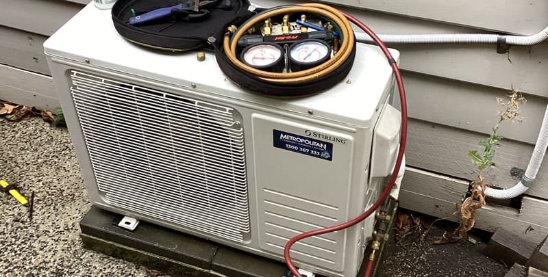 Air conditioner compressor (outdoor unit)